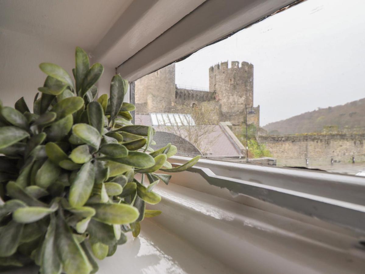 The Old Coach House Apartment Conwy Exterior foto